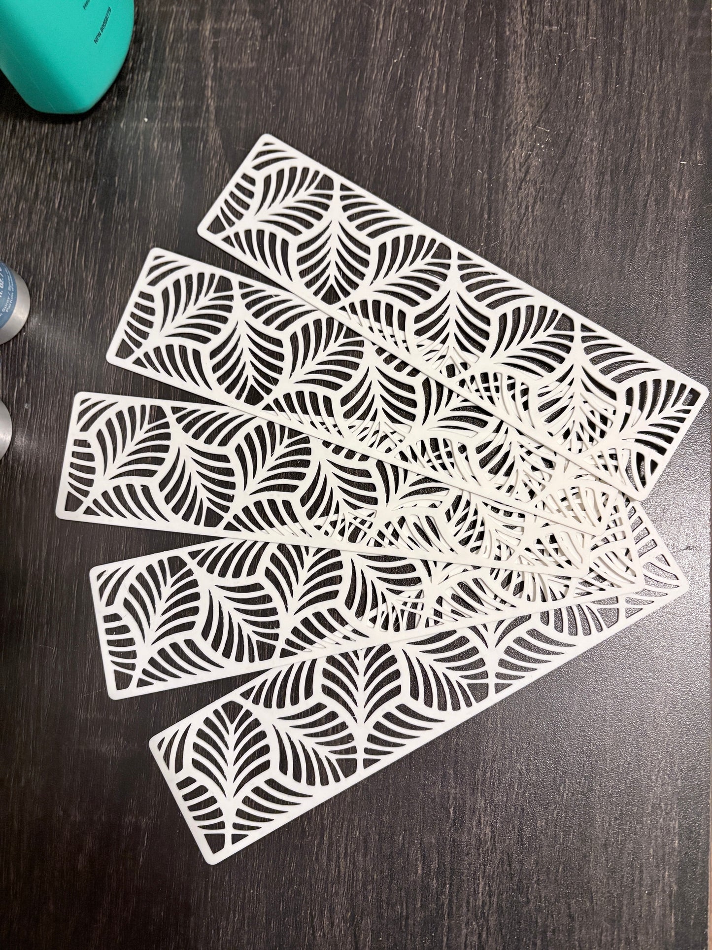 The Symmetrical Botanical Bookmark