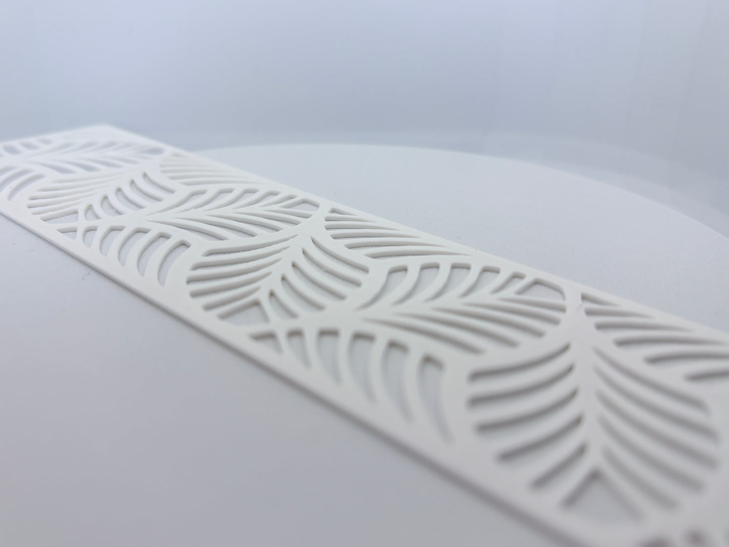 The Symmetrical Botanical Bookmark